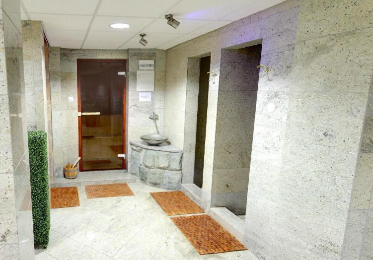 Hotel Relax Rajecke Teplice Ngoại thất bức ảnh
