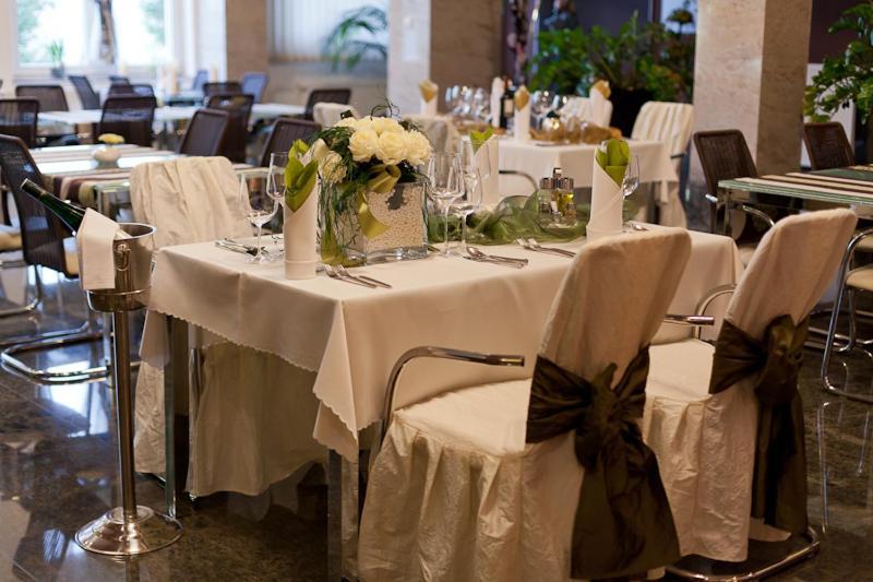 Hotel Relax Rajecke Teplice Ngoại thất bức ảnh
